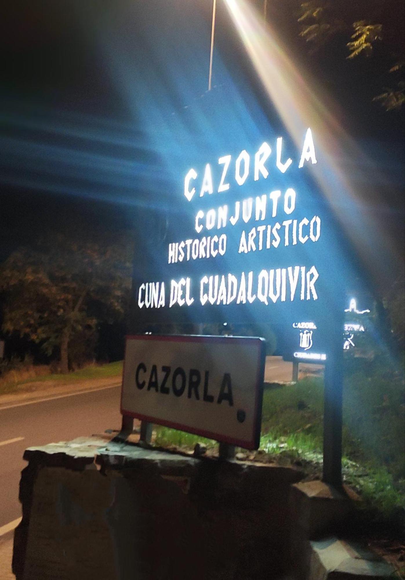 Alojamiento Yolanda Cazorla Ngoại thất bức ảnh
